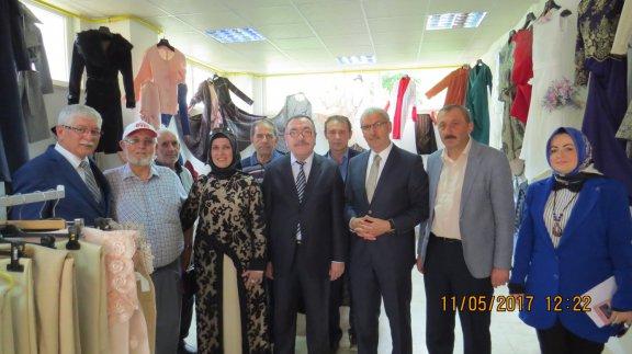Serdivan Halk Eğitim Merkezi Müdürlüğü Tarafından İstiklal Mahallesinde  Yıl Sonu Giyim ve Mefruşat Kurslarının Sergi Açılışı ve Sertifika Töreni Yapıldı