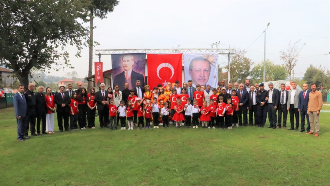 Uzunköy Köy Yaşam Merkezinde Cumhuriyet Bayramı Şenliği