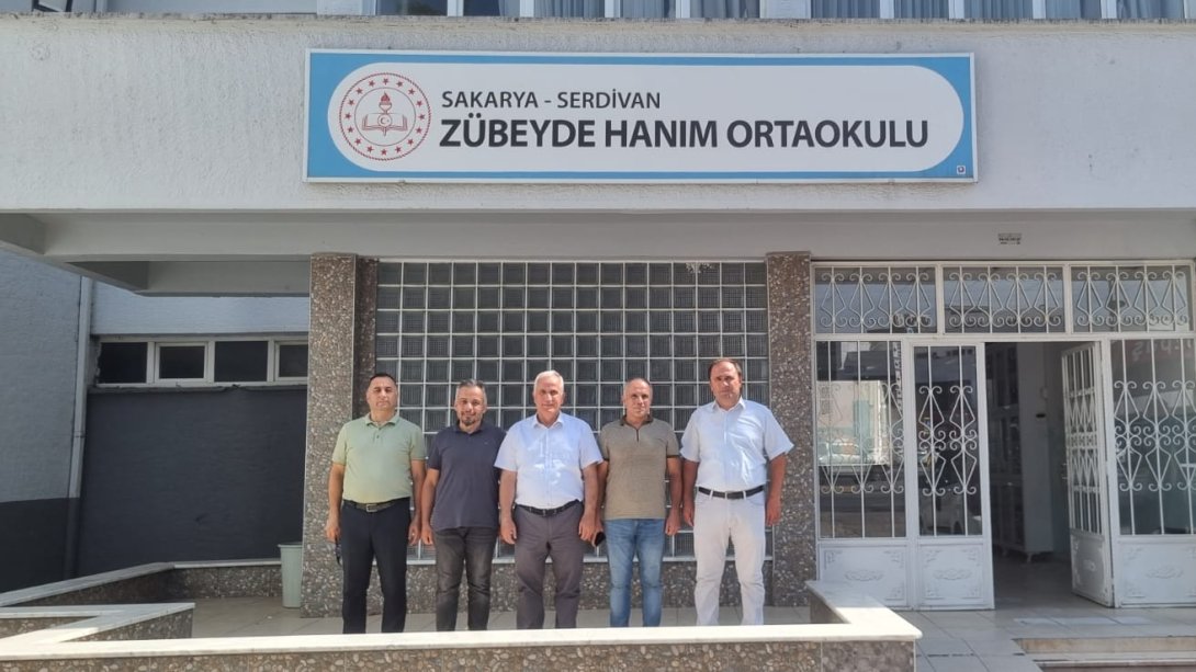 Yeni Eğitim ve Öğretim Hazırlıklarının Devam Ettiği Zübeyde Hanım Ortaokuluna Ziyaret